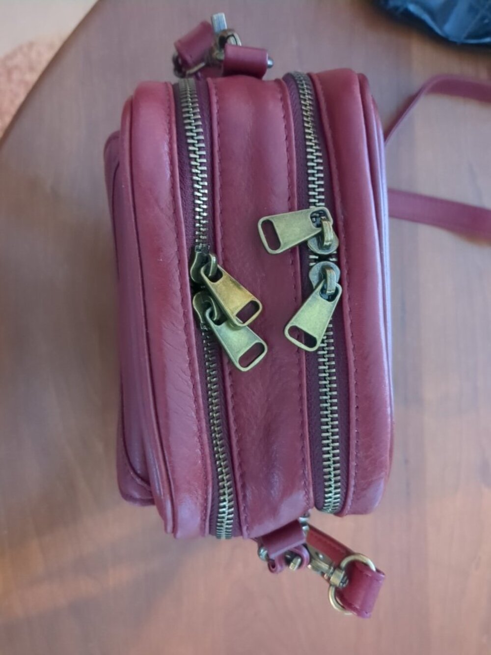 Minnoy Wine red crossbody "Thea"
